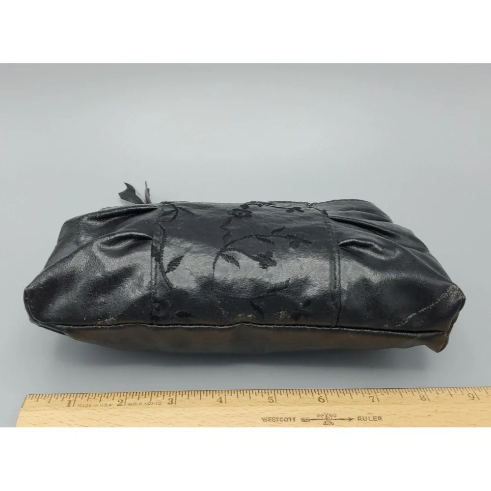 Pacific Connections 80sCrossbody Purse Clutch Leather Embroidered Scallop Ruched